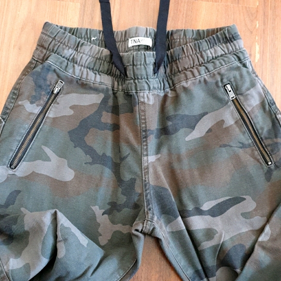 TNA camo joggers - Picture 4 of 4